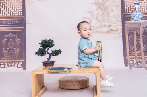 丹东宝宝几个月会认人